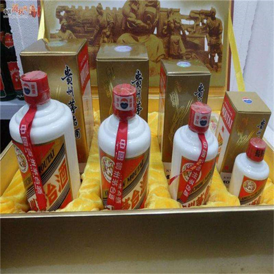 嘉定回收整箱茅台多少钱哪里回收(附近上门回收茅台酒）